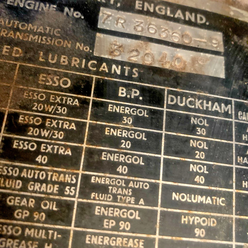 Jaguar-E-Type-1969-Coupe-25