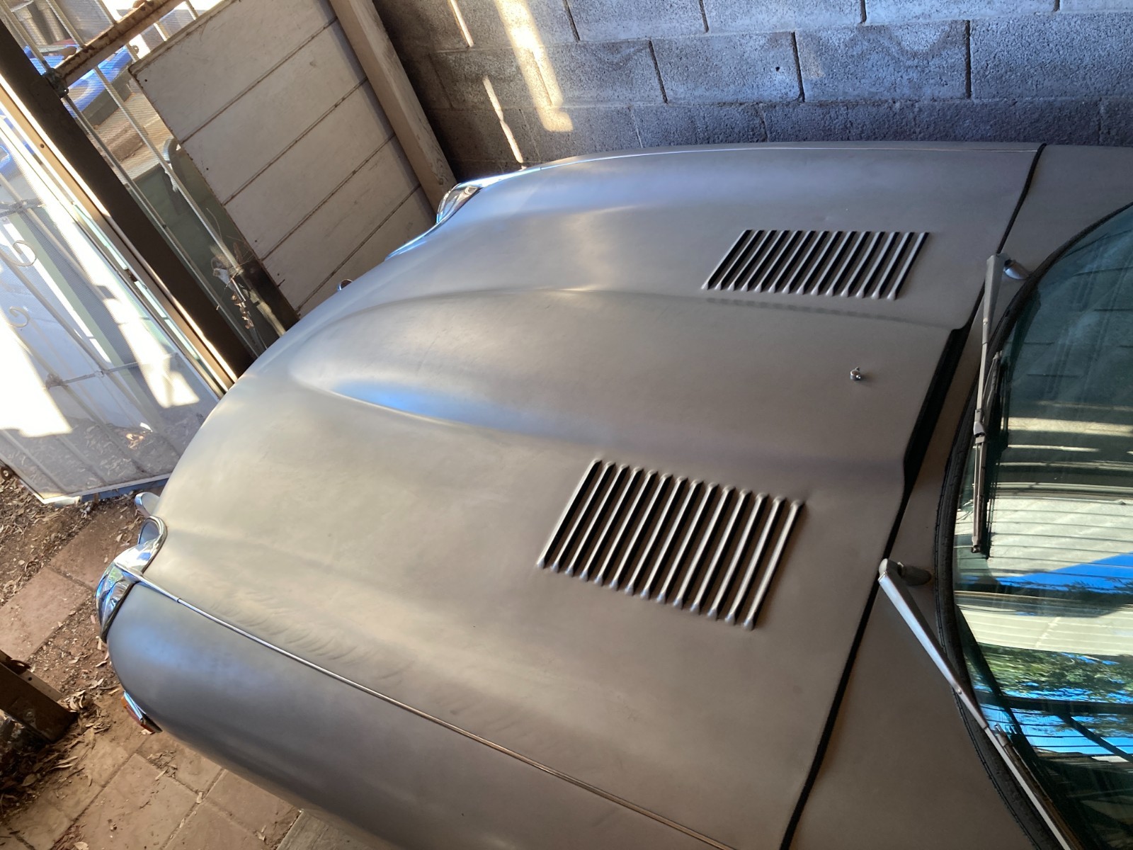 Jaguar-E-Type-1969-Coupe-4