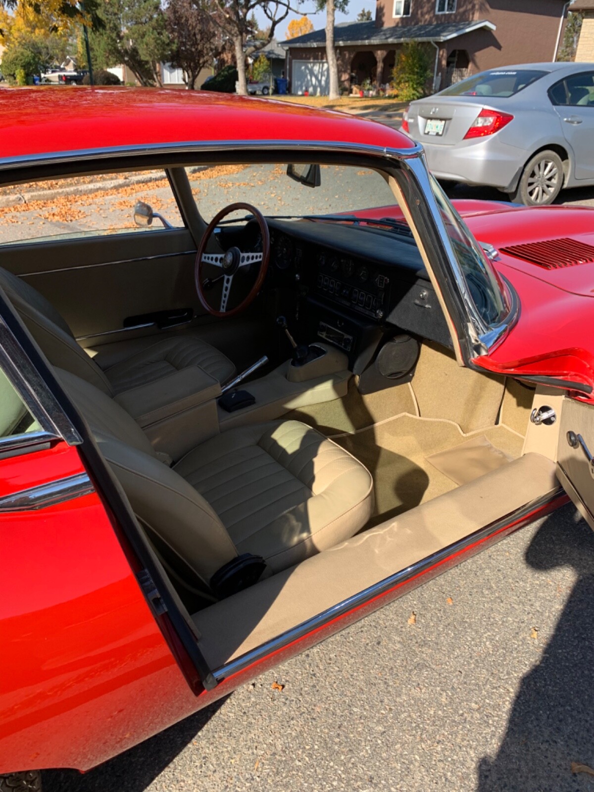 Jaguar-E-Type-1969-Coupe-6