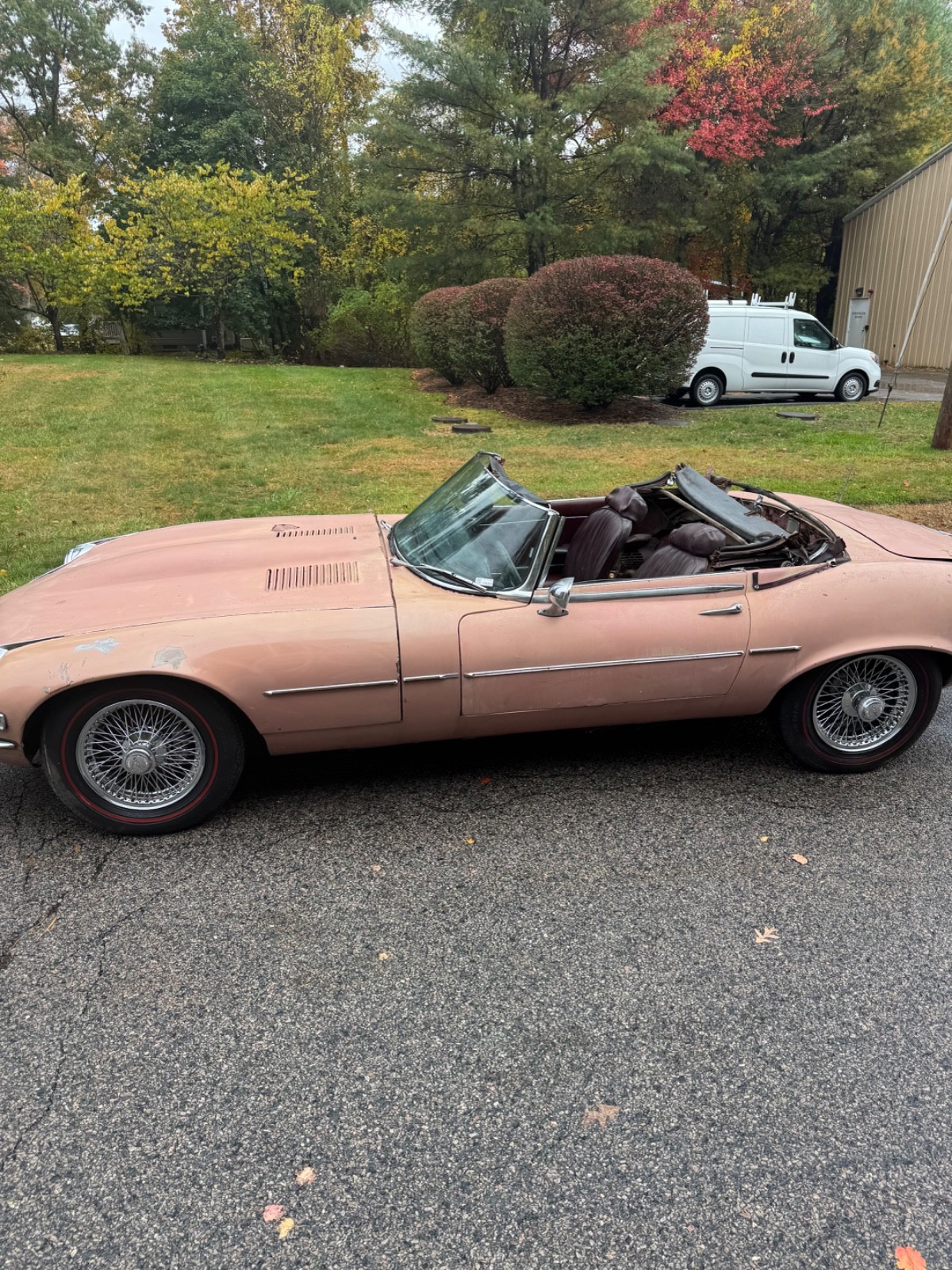 Jaguar-E-Type-1973-Convertible-4