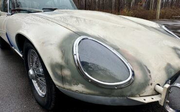 Jaguar-E-Type-1974-Coupe-14