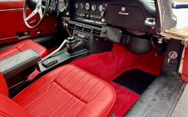 Jaguar-E-Type-1974-Coupe-27