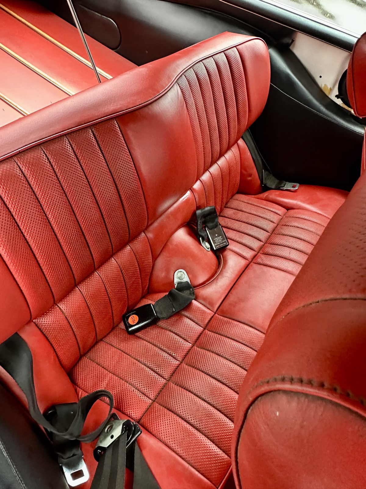 Jaguar-E-Type-1974-Coupe-30