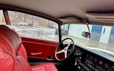 Jaguar-E-Type-1974-Coupe-31