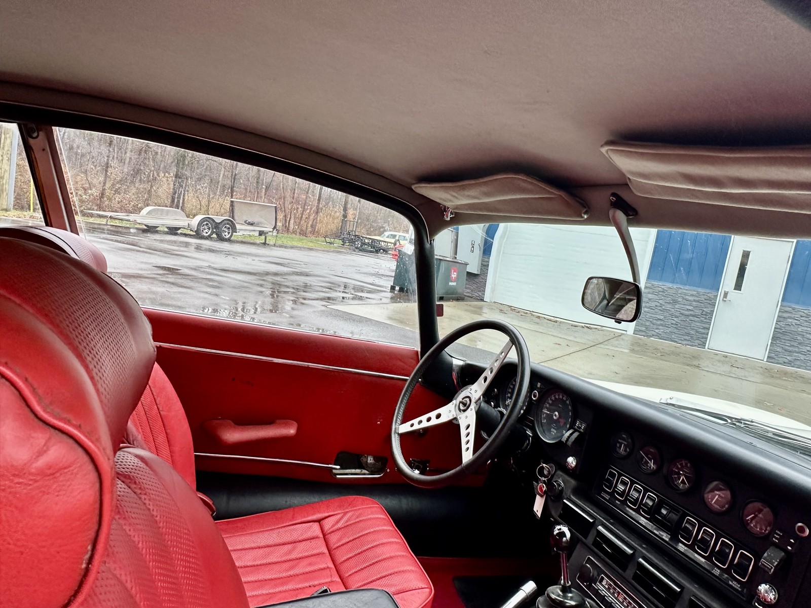 Jaguar-E-Type-1974-Coupe-31