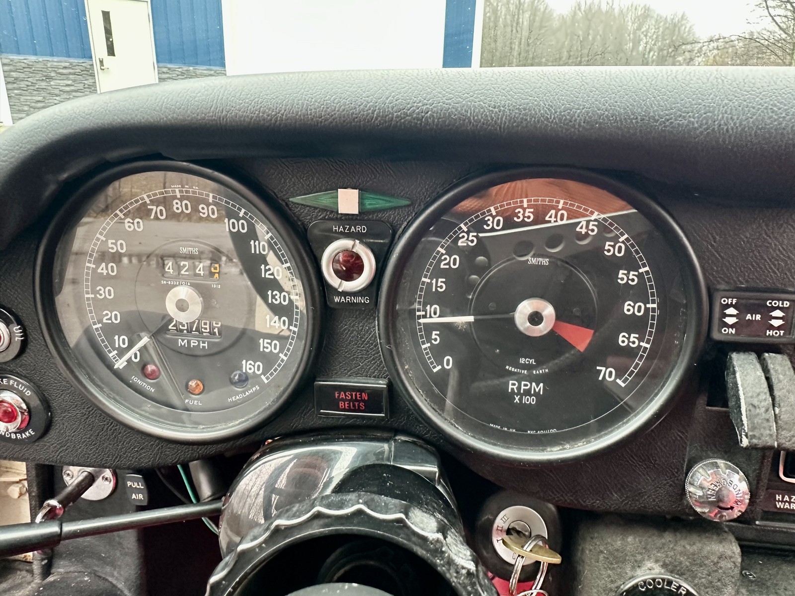 Jaguar-E-Type-1974-Coupe-36