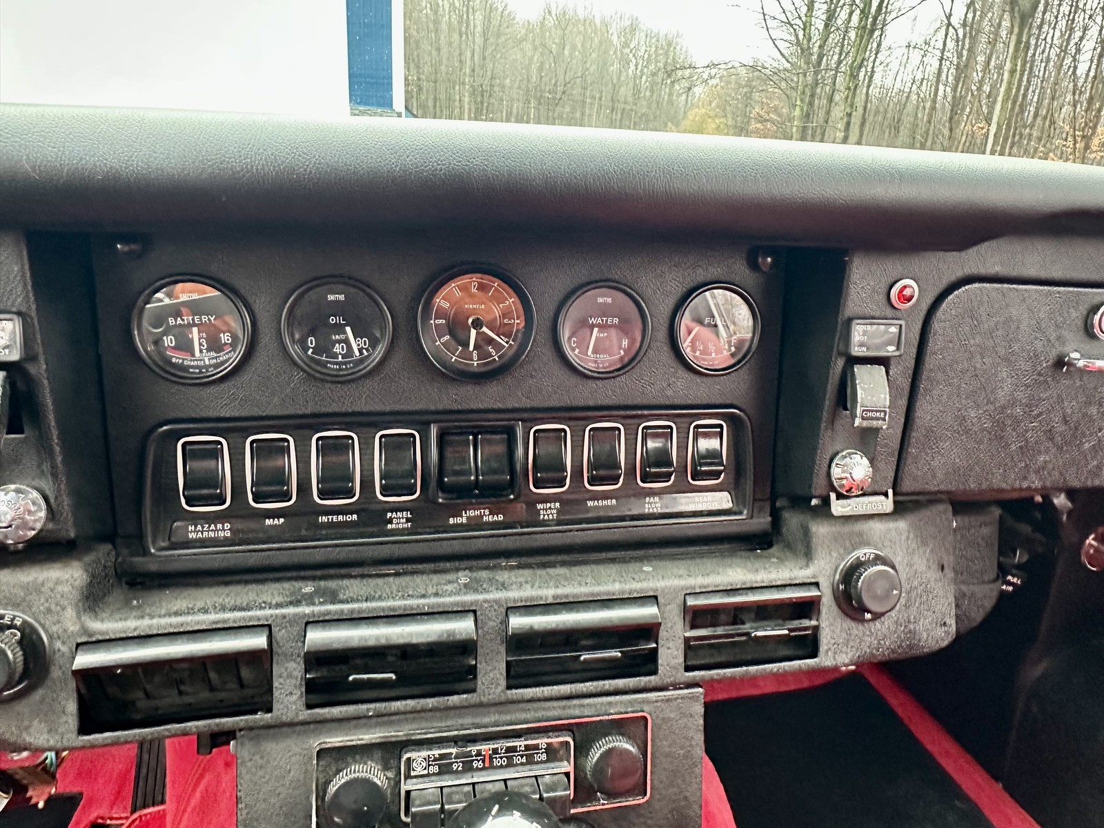 Jaguar-E-Type-1974-Coupe-37