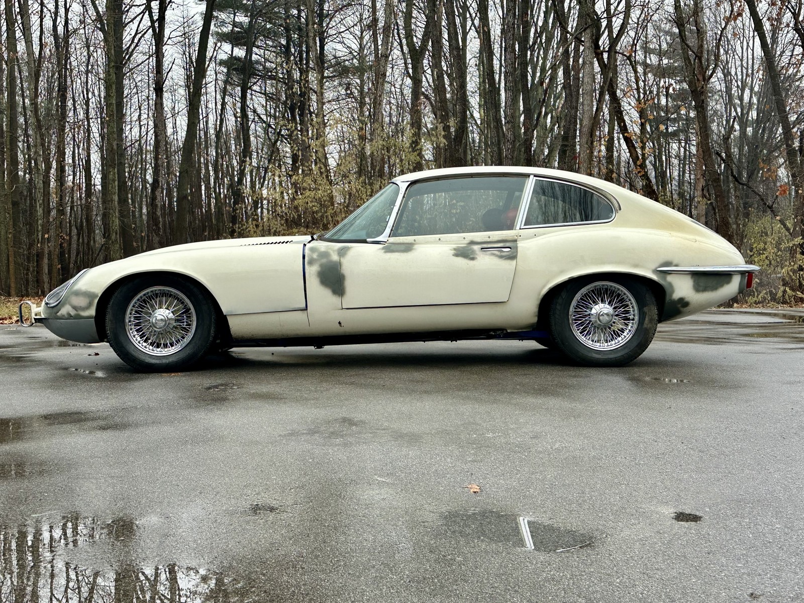 Jaguar-E-Type-1974-Coupe-5