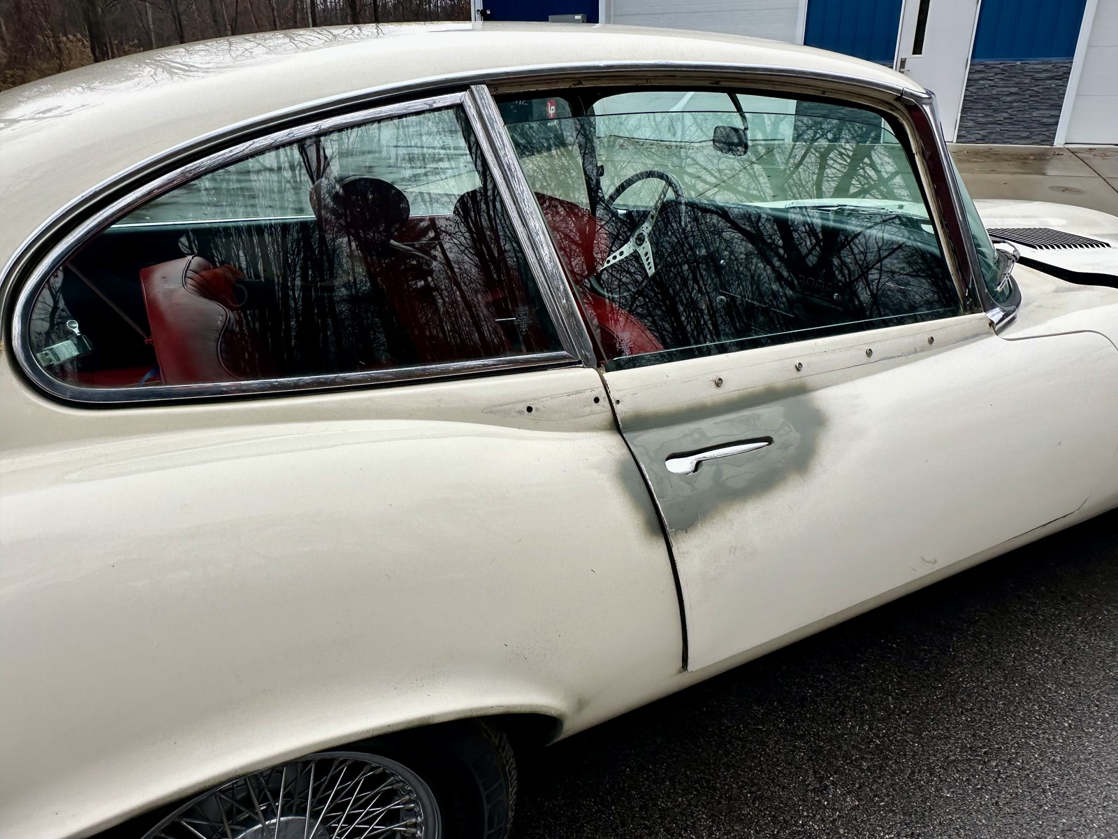 Jaguar-E-Type-1974-Coupe-9