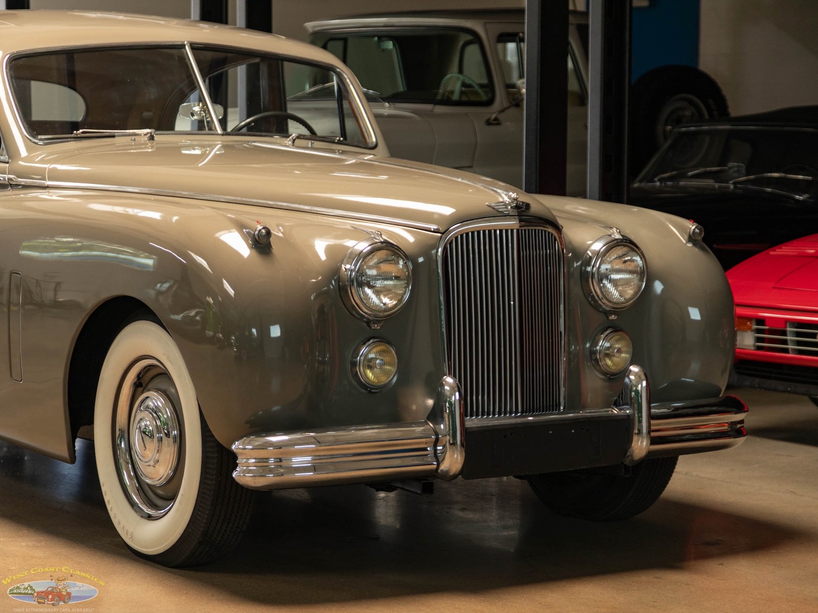 Jaguar-Mark-VII-1954-4-Door-Sedan-12