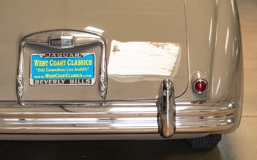 Jaguar-Mark-VII-1954-4-Door-Sedan-20