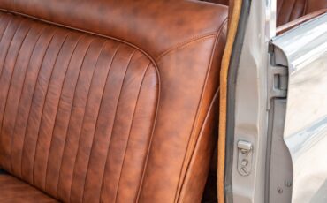 Jaguar-Mark-VII-1954-4-Door-Sedan-29