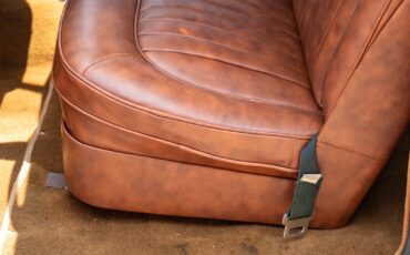 Jaguar-Mark-VII-1954-4-Door-Sedan-31