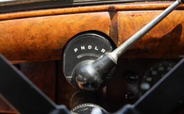 Jaguar-Mark-VII-1954-4-Door-Sedan-34