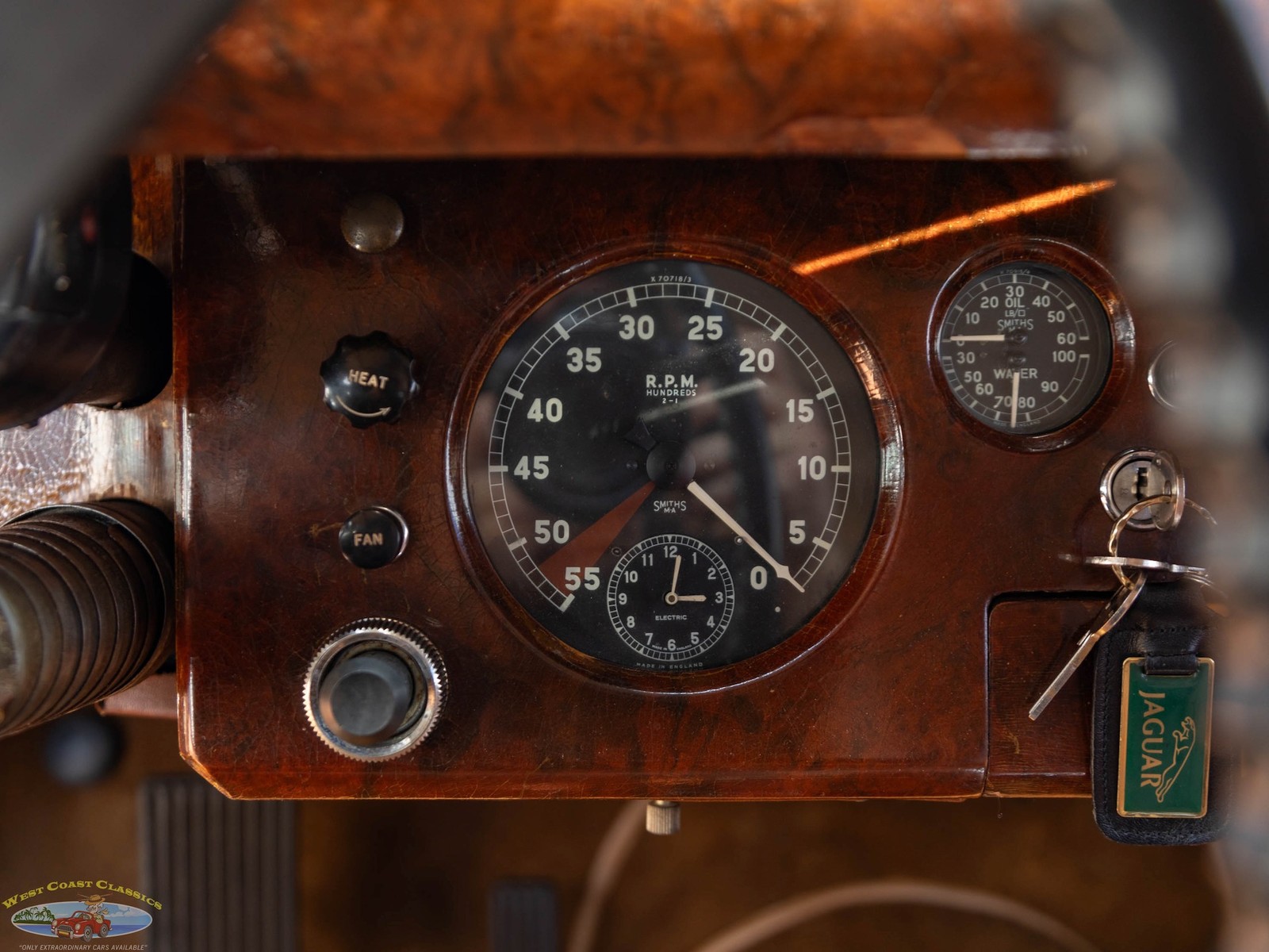 Jaguar-Mark-VII-1954-4-Door-Sedan-35