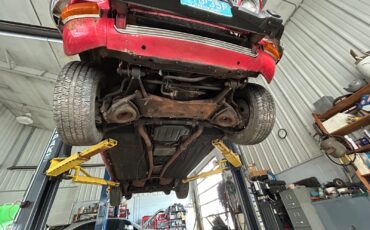 Jaguar-XJ12-1974-Sedan-15