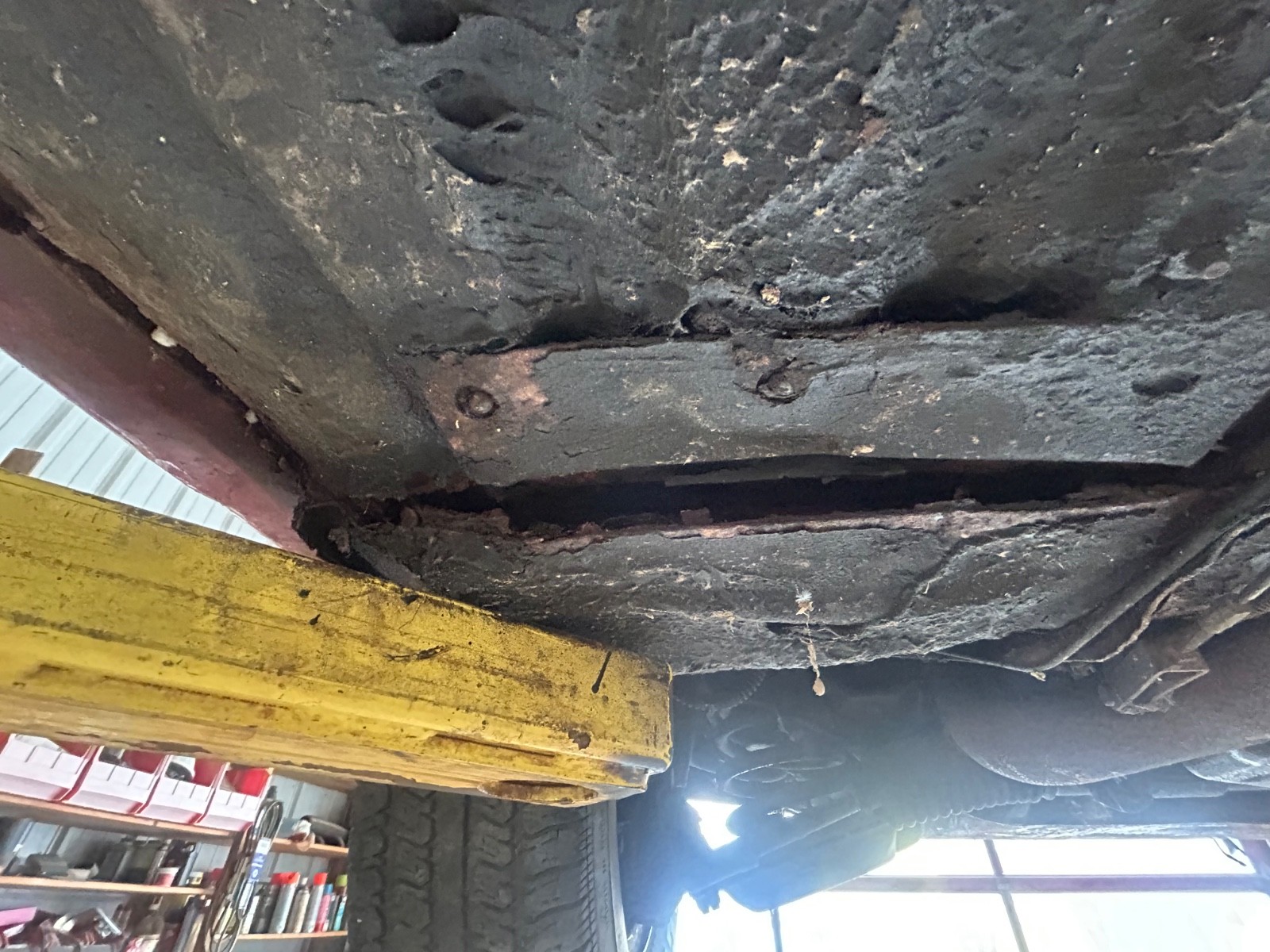 Jaguar-XJ12-1974-Sedan-18