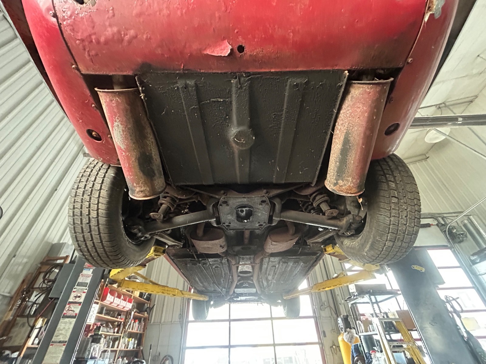 Jaguar-XJ12-1974-Sedan-23