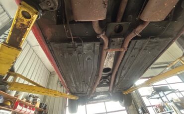 Jaguar-XJ12-1974-Sedan-24