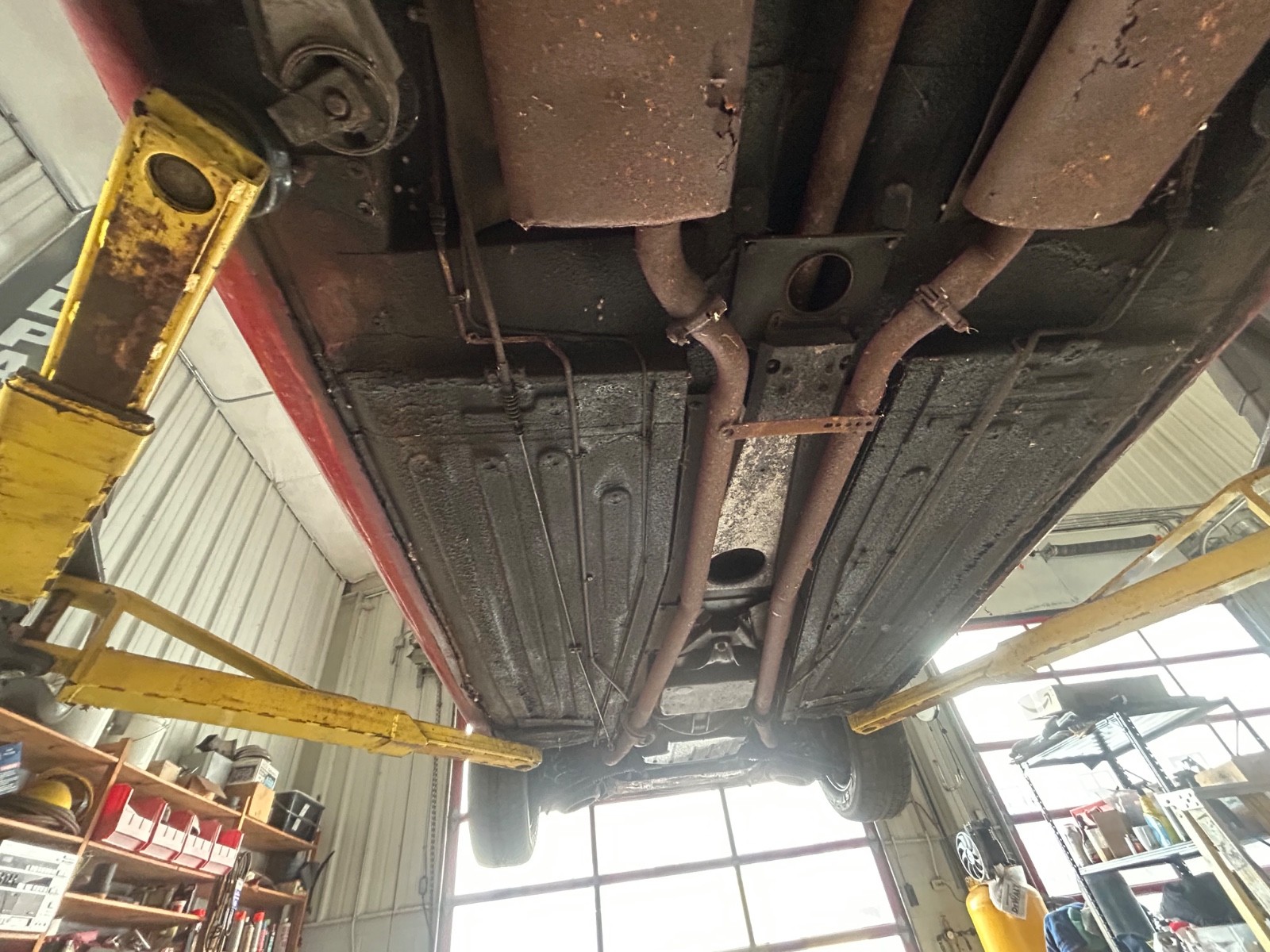 Jaguar-XJ12-1974-Sedan-24