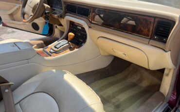 Jaguar-XJ12-1996-Sedan-11