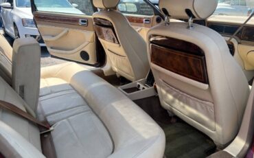 Jaguar-XJ12-1996-Sedan-12