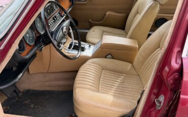 Jaguar-XJ6-1972-Sedan-15