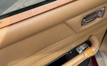 Jaguar-XJ6-1972-Sedan-21