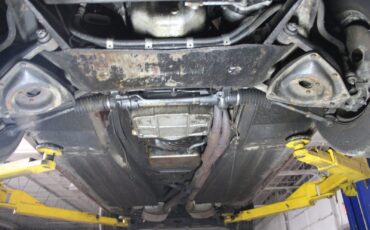 Jaguar-XJ6-1972-Sedan-33