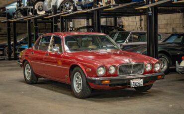 Jaguar-XJ6-1987-Sedan-10