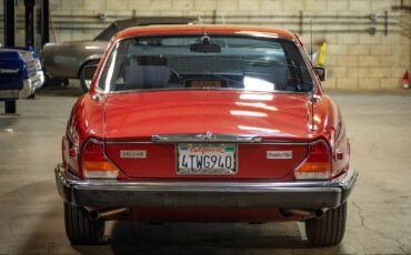 Jaguar-XJ6-1987-Sedan-17