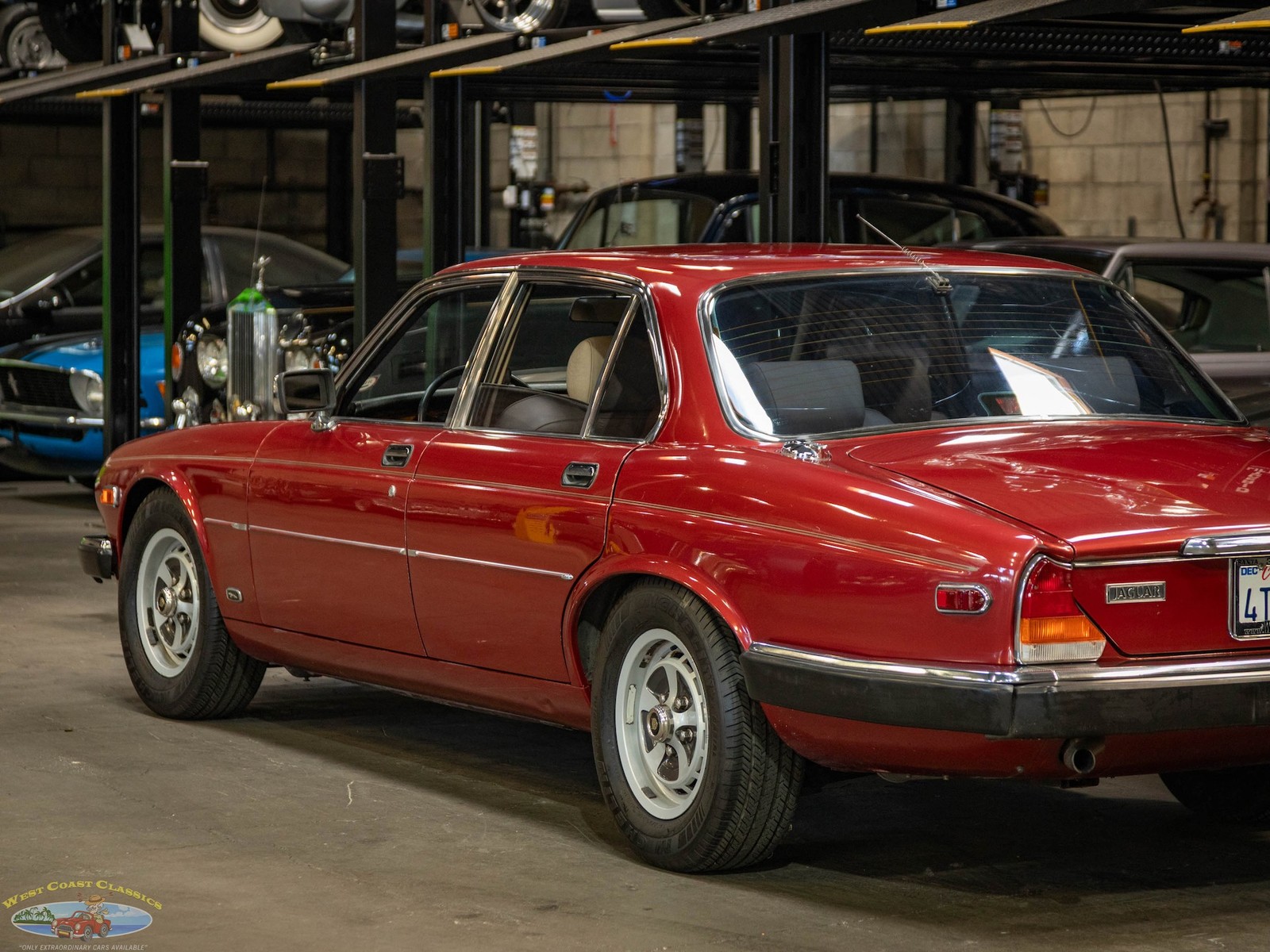 Jaguar-XJ6-1987-Sedan-22