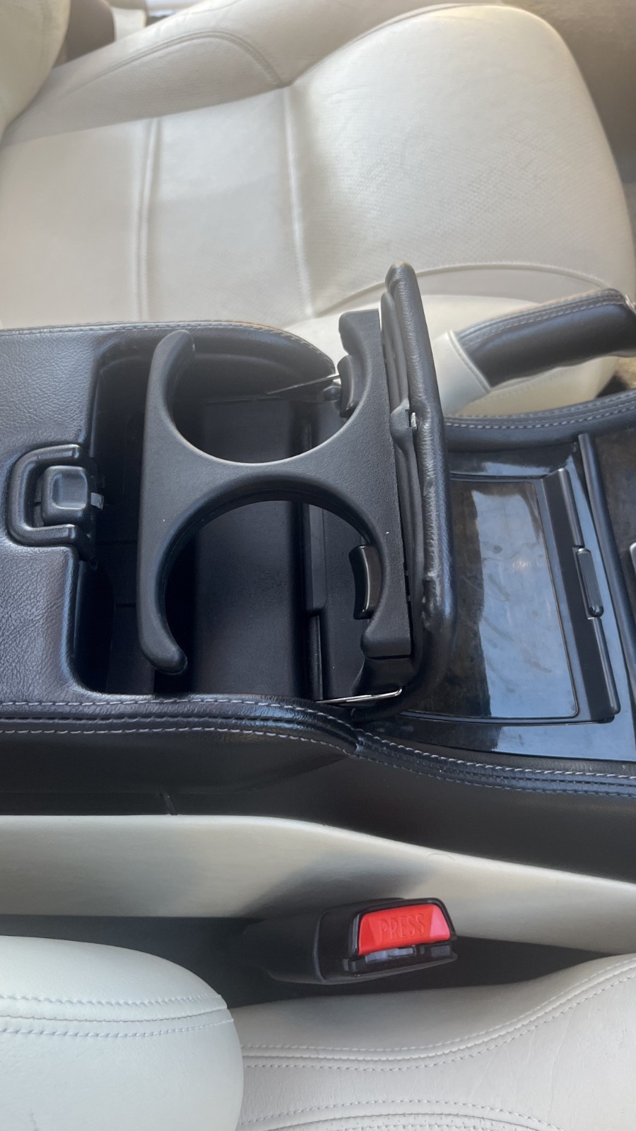 Jaguar-XJR-1995-Sedan-22