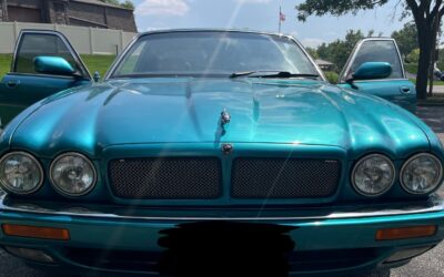 Jaguar XJR 1995 Sedan