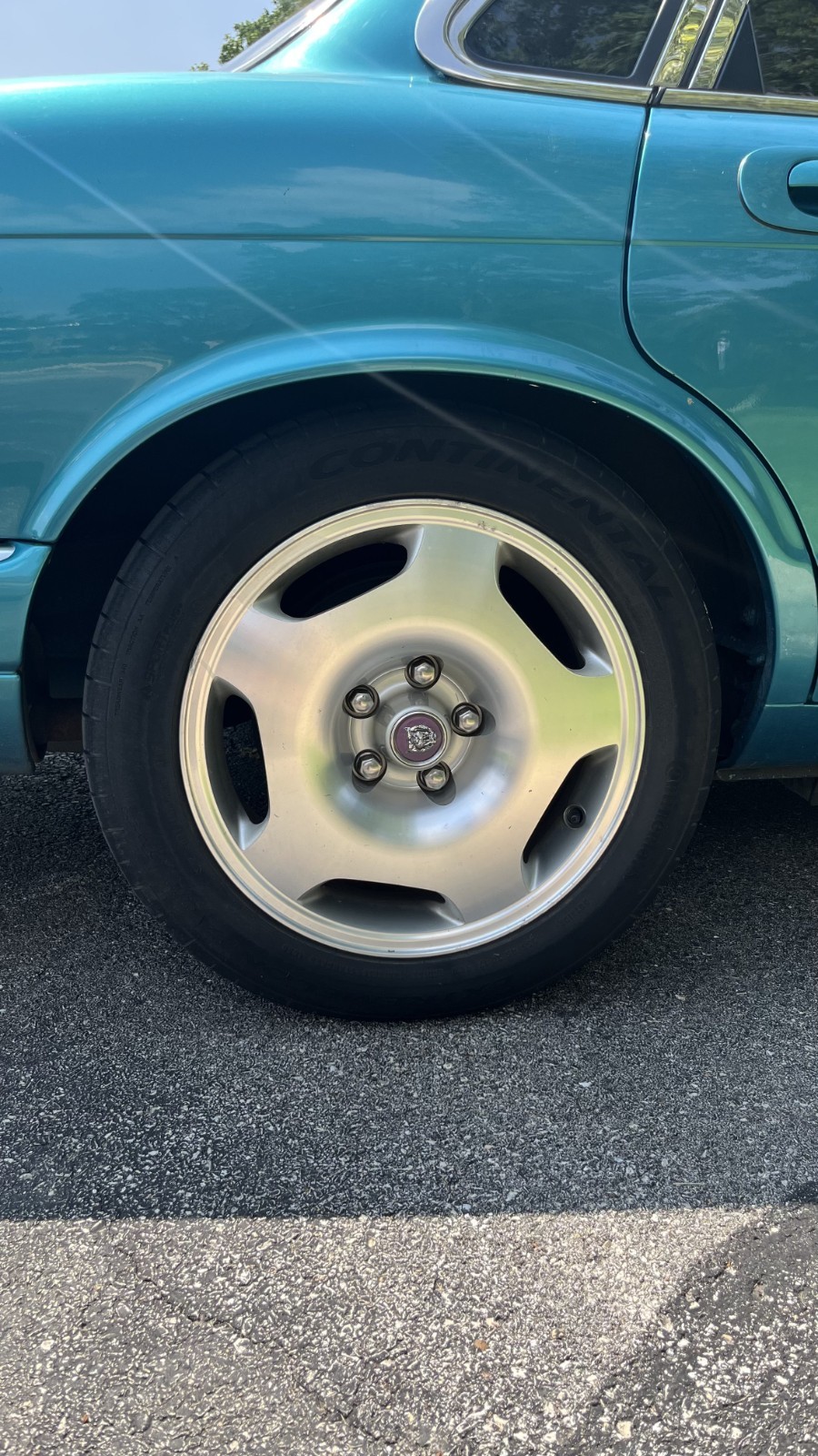 Jaguar-XJR-1995-Sedan-9