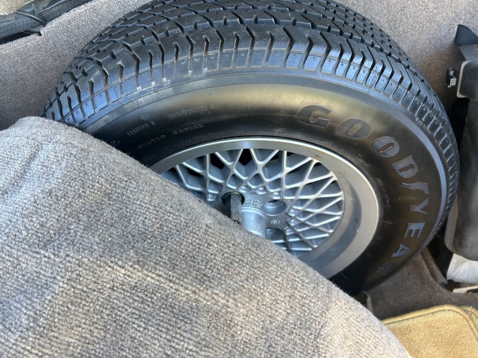 Jaguar-XJS-1994-Convertible-11