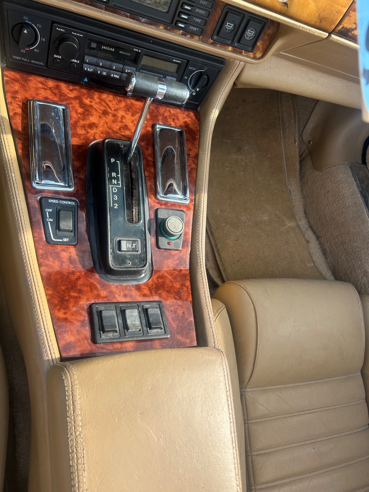 Jaguar-XJS-1994-Convertible-22