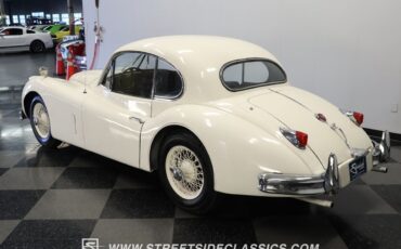 Jaguar-XK-1956-Coupe-6