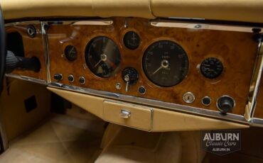 Jaguar-XK-1958-20