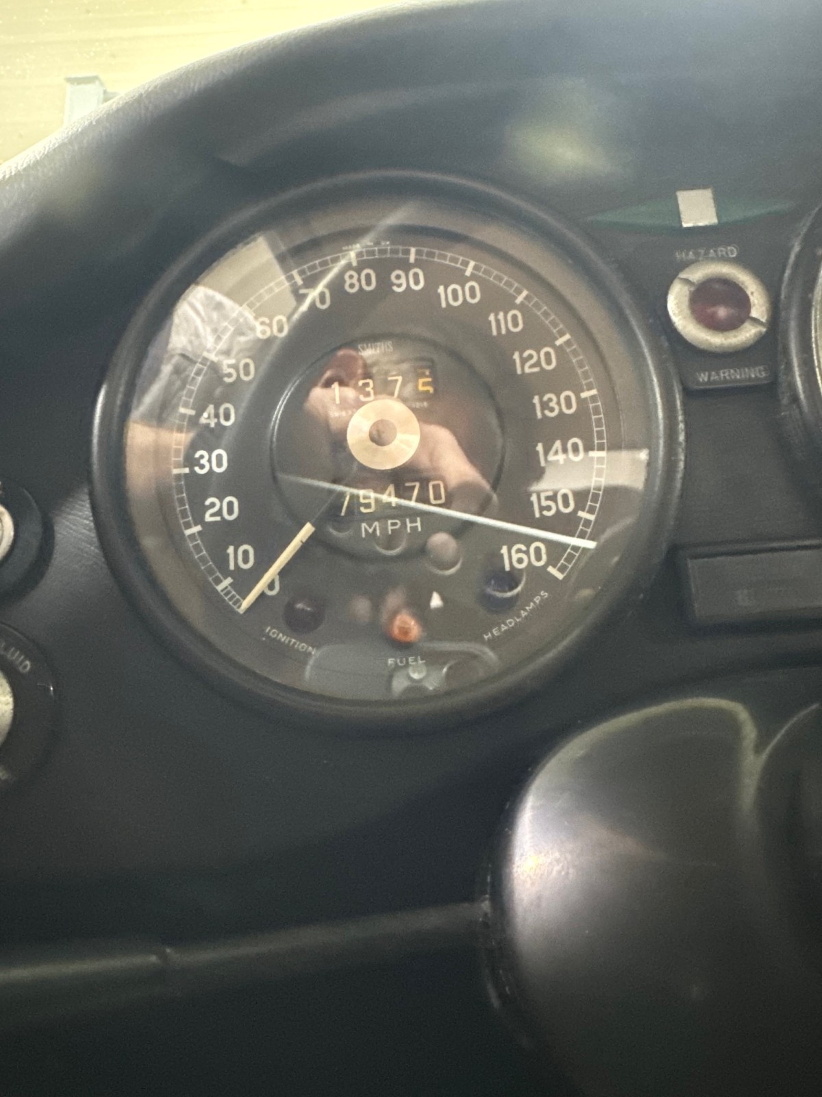 Jaguar-XK-1974-Convertible-26