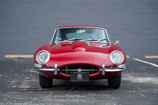 Jaguar-XKE-1963-7