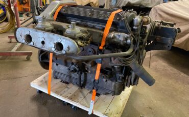 Jaguar-XKE-1968-22-15