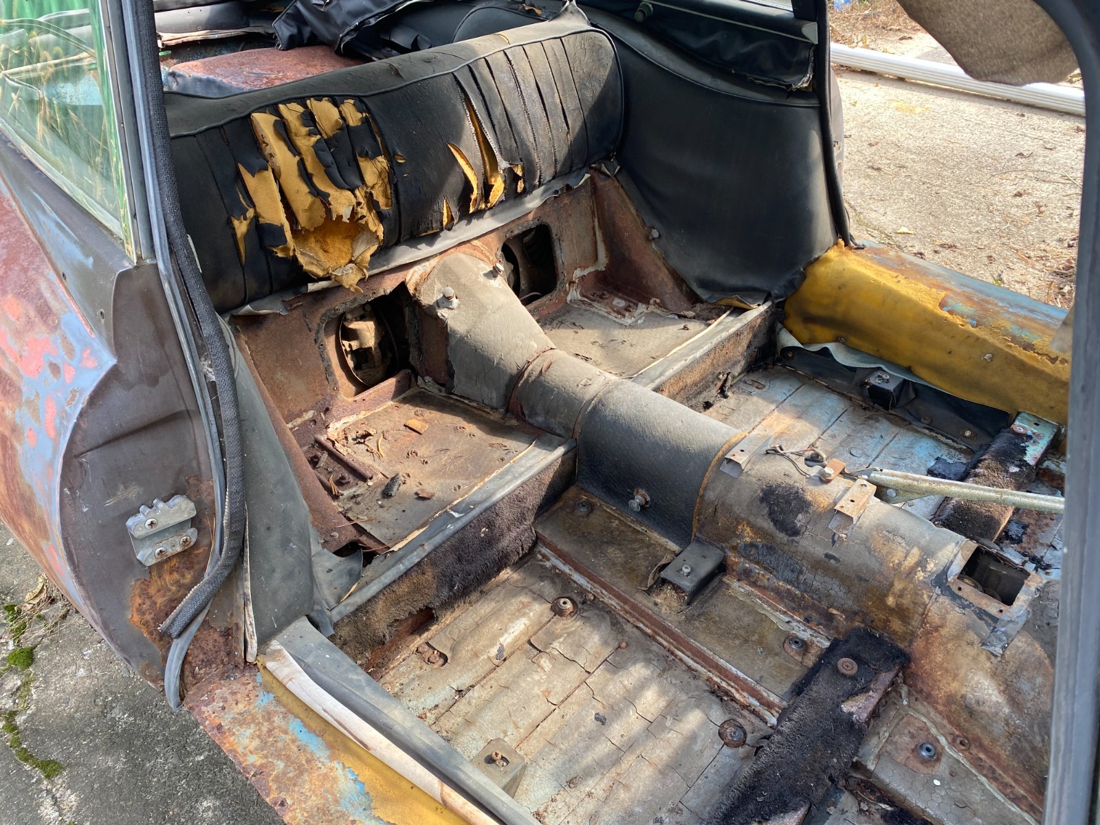 Jaguar-XKE-1968-22-9