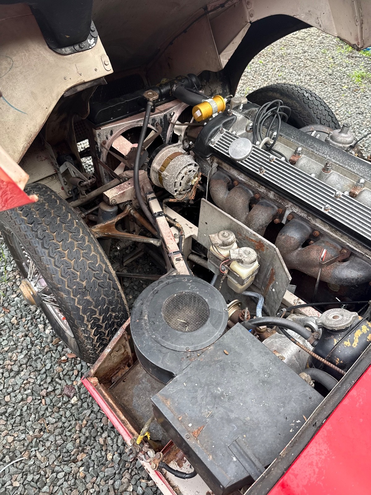 Jaguar-XKE-1969-Hatchback-20