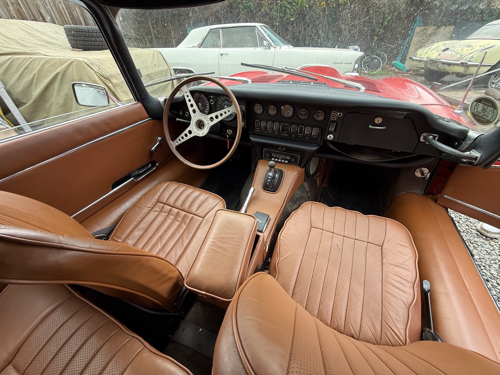 Jaguar-XKE-1969-Hatchback-25