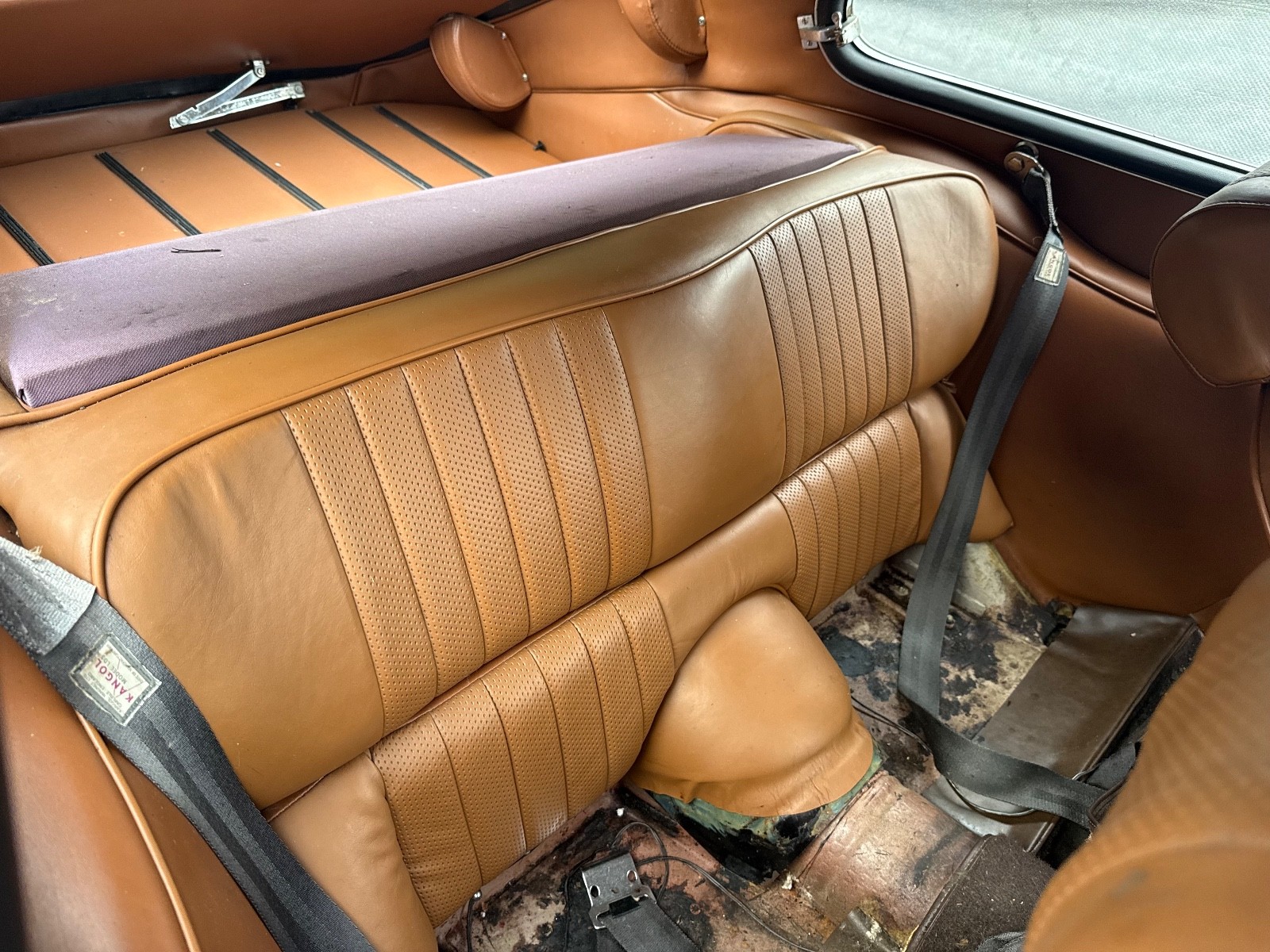 Jaguar-XKE-1969-Hatchback-28