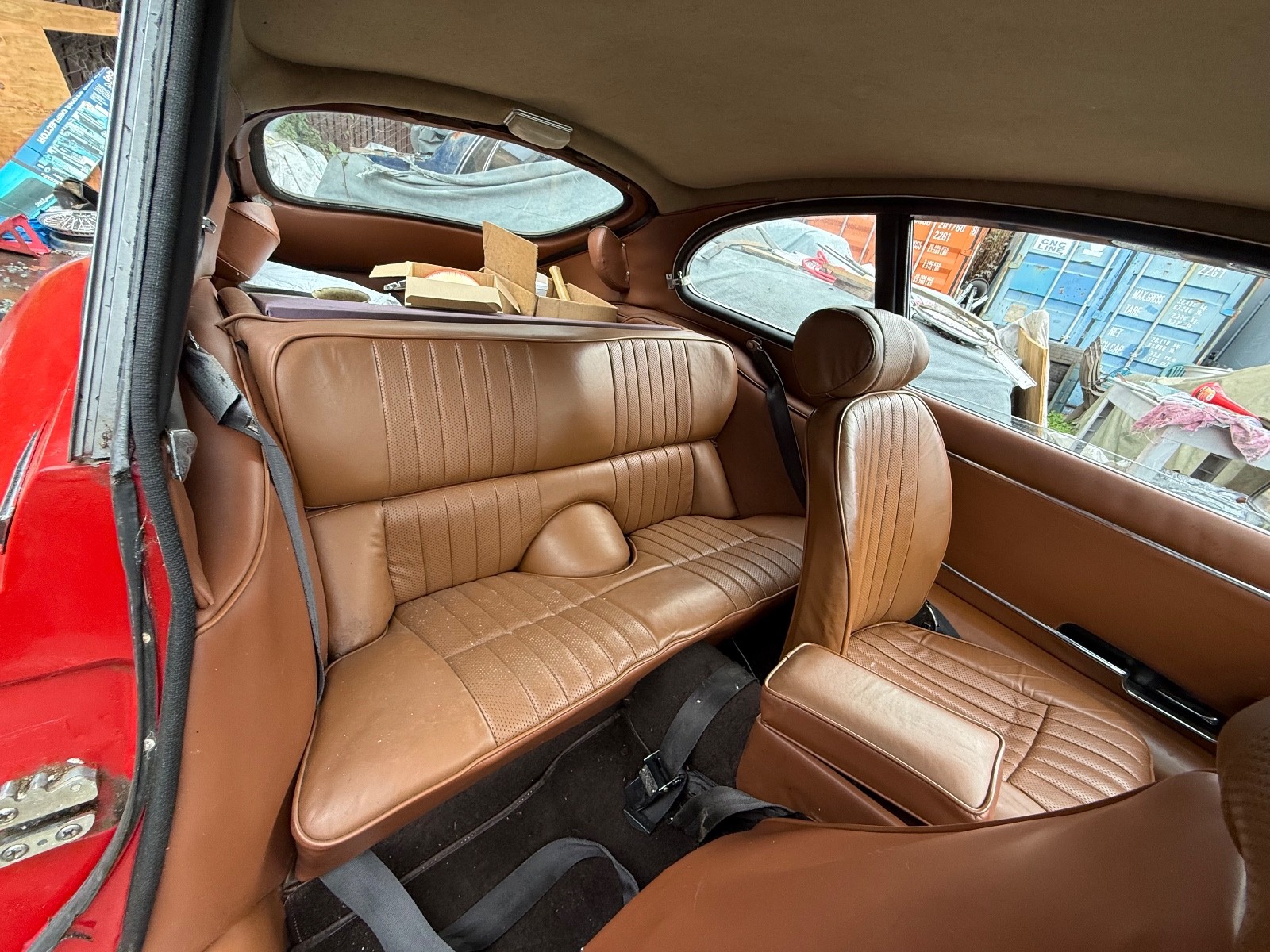 Jaguar-XKE-1969-Hatchback-31