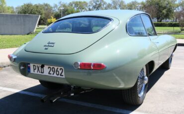 Jaguar-XKE-1971-Classic-Car-20