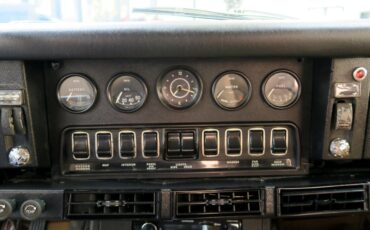 Jaguar-XKE-1971-Classic-Car-34