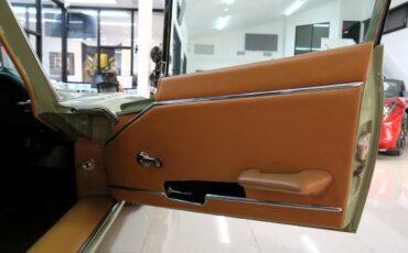 Jaguar-XKE-1971-Classic-Car-37